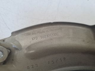 bontott VW GOLF VII Bal Sárvédő Oldaltartó