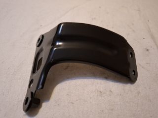 bontott VW GOLF VII Bal Sárvédő Oldaltartó