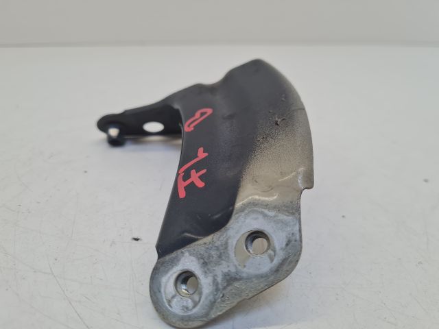 bontott VW GOLF VII Bal Sárvédő Oldaltartó