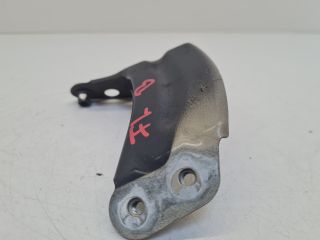 bontott VW GOLF VII Bal Sárvédő Oldaltartó