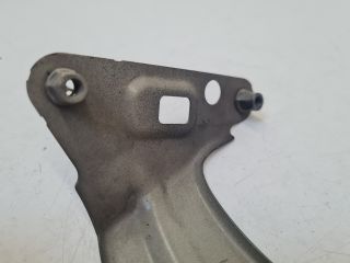 bontott VW GOLF VII Bal Sárvédő Oldaltartó