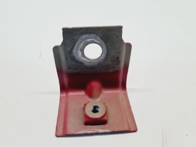 bontott VW GOLF VII Bal Sárvédő Oldaltartó