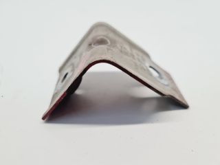 bontott VW GOLF VII Bal Sárvédő Oldaltartó