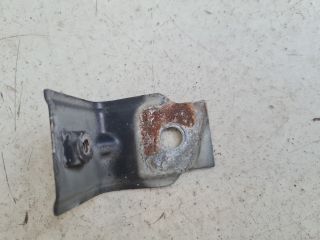 bontott VW GOLF VII Bal Sárvédő Oldaltartó