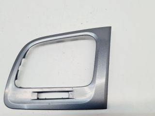 bontott VW GOLF VII Bal Szellőző Keret