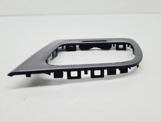 bontott VW GOLF VII Bal Szellőző Keret