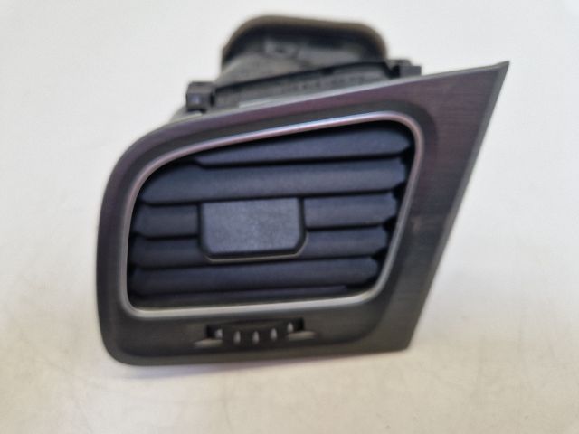 bontott VW GOLF VII Bal Szellőző