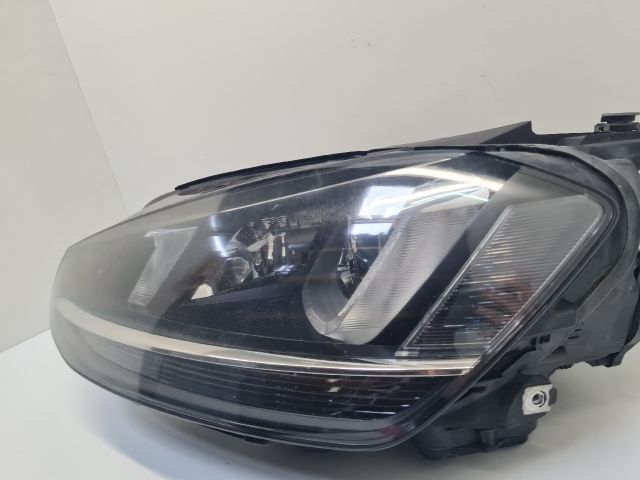 bontott VW GOLF VII Bal Xenon Fényszóró