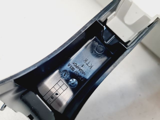 bontott VW GOLF VII Belső Visszapillantó Tükör Talp Burkolat