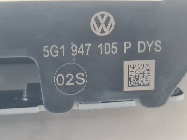 bontott VW GOLF VII Beltér Világítás Első