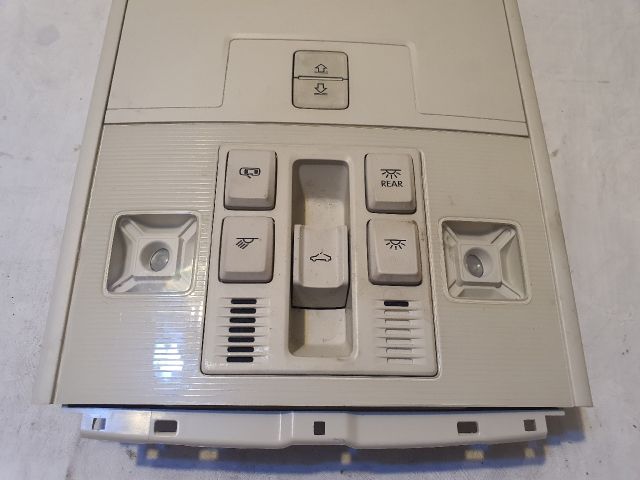 bontott VW GOLF VII Beltér Világítás Első