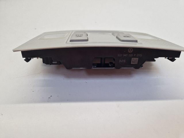 bontott VW GOLF VII Beltér Világítás Első