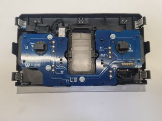 bontott VW GOLF VII Beltér Világítás Első