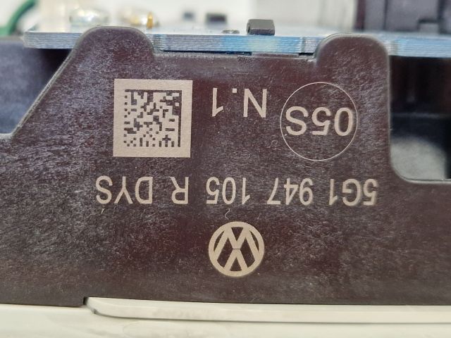 bontott VW GOLF VII Beltér Világítás Első