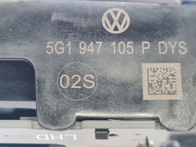 bontott VW GOLF VII Beltér Világítás Első