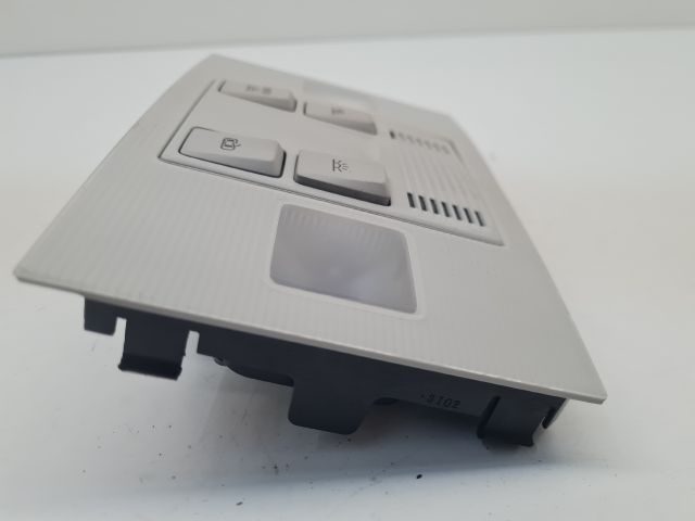 bontott VW GOLF VII Beltér Világítás Első