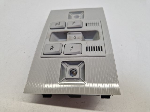 bontott VW GOLF VII Beltér Világítás Első