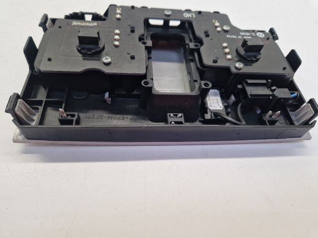 bontott VW GOLF VII Beltér Világítás Első