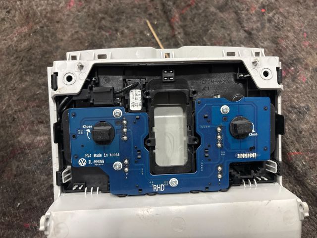 bontott VW GOLF VII Beltér Világítás Első