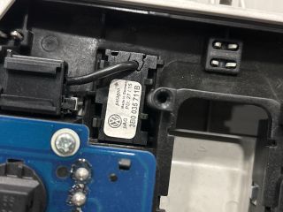 bontott VW GOLF VII Beltér Világítás Első