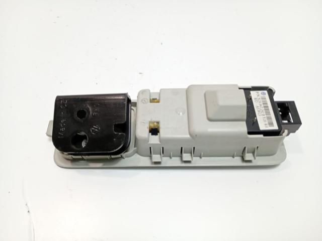 bontott VW GOLF VII Beltér Világítás Első