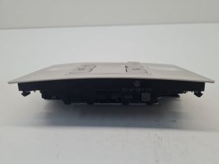 bontott VW GOLF VII Beltér Világítás Első