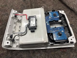 bontott VW GOLF VII Beltér Világítás Első