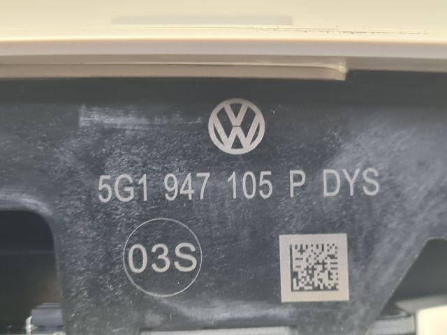 bontott VW GOLF VII Beltér Világítás Első