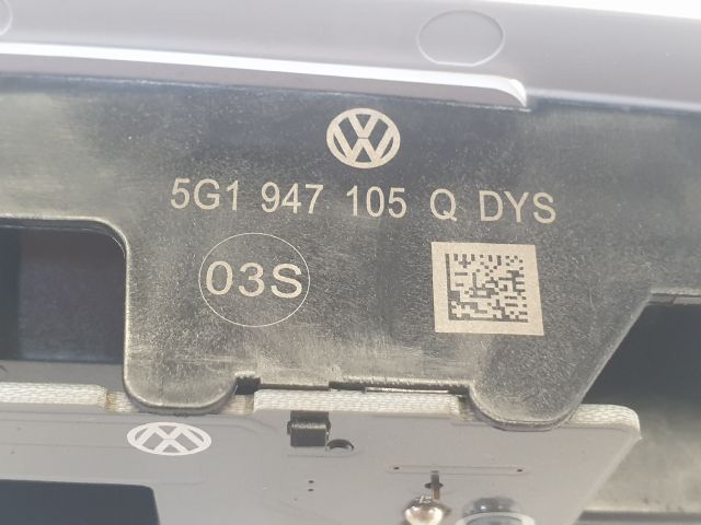 bontott VW GOLF VII Beltér Világítás Első