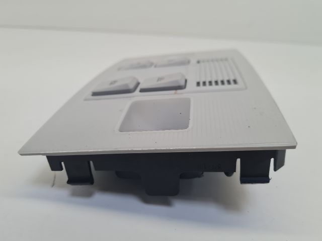 bontott VW GOLF VII Beltér Világítás Első