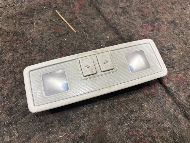 bontott VW GOLF VII Beltér Világítás Hátsó