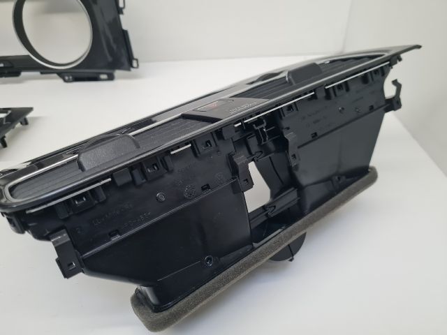 bontott VW GOLF VII Beltéri Dekor Szett