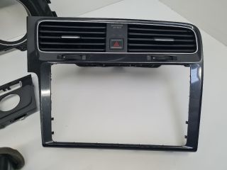 bontott VW GOLF VII Beltéri Dekor Szett