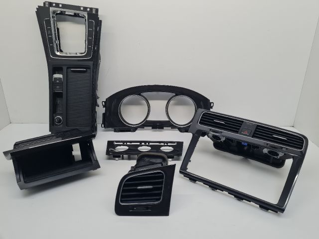 bontott VW GOLF VII Beltéri Dekor Szett