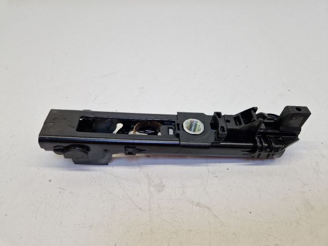 bontott VW GOLF VII Biztonsági Öv Magasság Állító