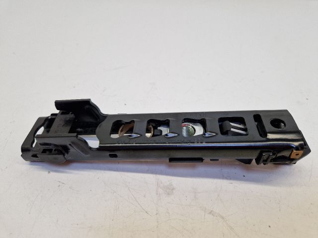 bontott VW GOLF VII Biztonsági Öv Magasság Állító