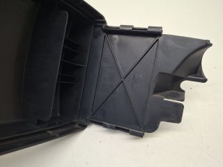 bontott VW GOLF VII Biztosítéktábla Fedél