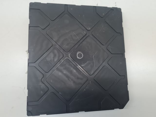 bontott VW GOLF VII Biztosítéktábla Utastér