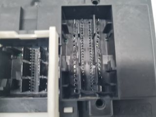 bontott VW GOLF VII Biztosítéktábla Utastér