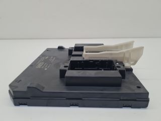 bontott VW GOLF VII Biztosítéktábla Utastér