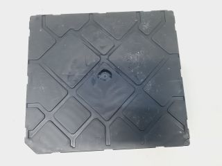 bontott VW GOLF VII Biztosítéktábla Utastér