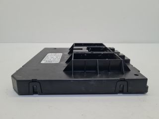 bontott VW GOLF VII Biztosítéktábla Utastér