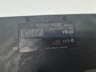 bontott VW GOLF VII Biztosítéktábla Utastér