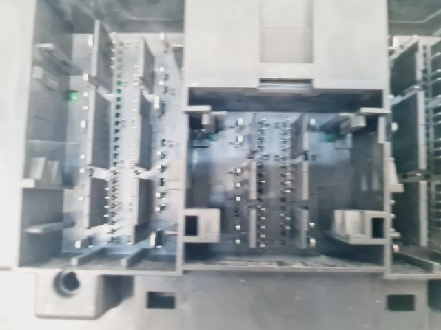 bontott VW GOLF VII Biztosítéktábla Utastér