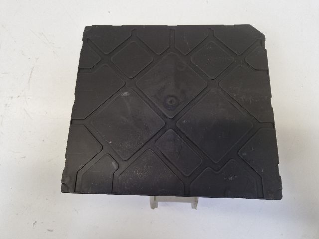 bontott VW GOLF VII Biztosítéktábla Utastér