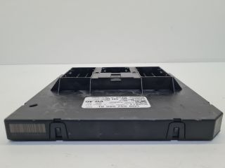 bontott VW GOLF VII Biztosítéktábla Utastér