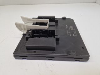 bontott VW GOLF VII Biztosítéktábla Utastér