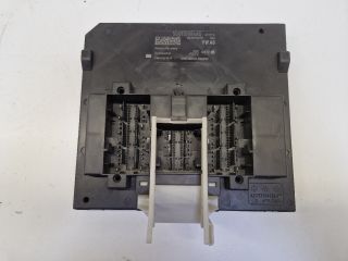 bontott VW GOLF VII Biztosítéktábla Utastér