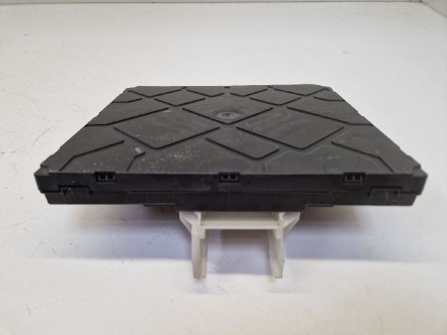 bontott VW GOLF VII Biztosítéktábla Utastér