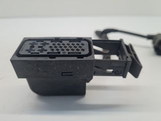 bontott VW GOLF VII Csatlakozó